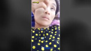 ကလေးအမေဆိုပေမဲ့ အလတ်ကြီးရှိသေးတာ