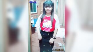 May Phoo အကိတ်လေးထန်နေတာ
