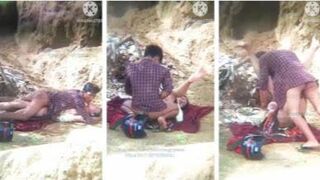 ချောင်းရိုက်တာတောင် တီးချက်ဘဲဗျောင်လိုးတာ