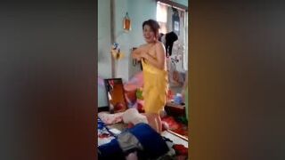 မာဆပ်ကဆော်တွေတဲ့ ဒုတ်ဆာနေပြီထင်တယ်